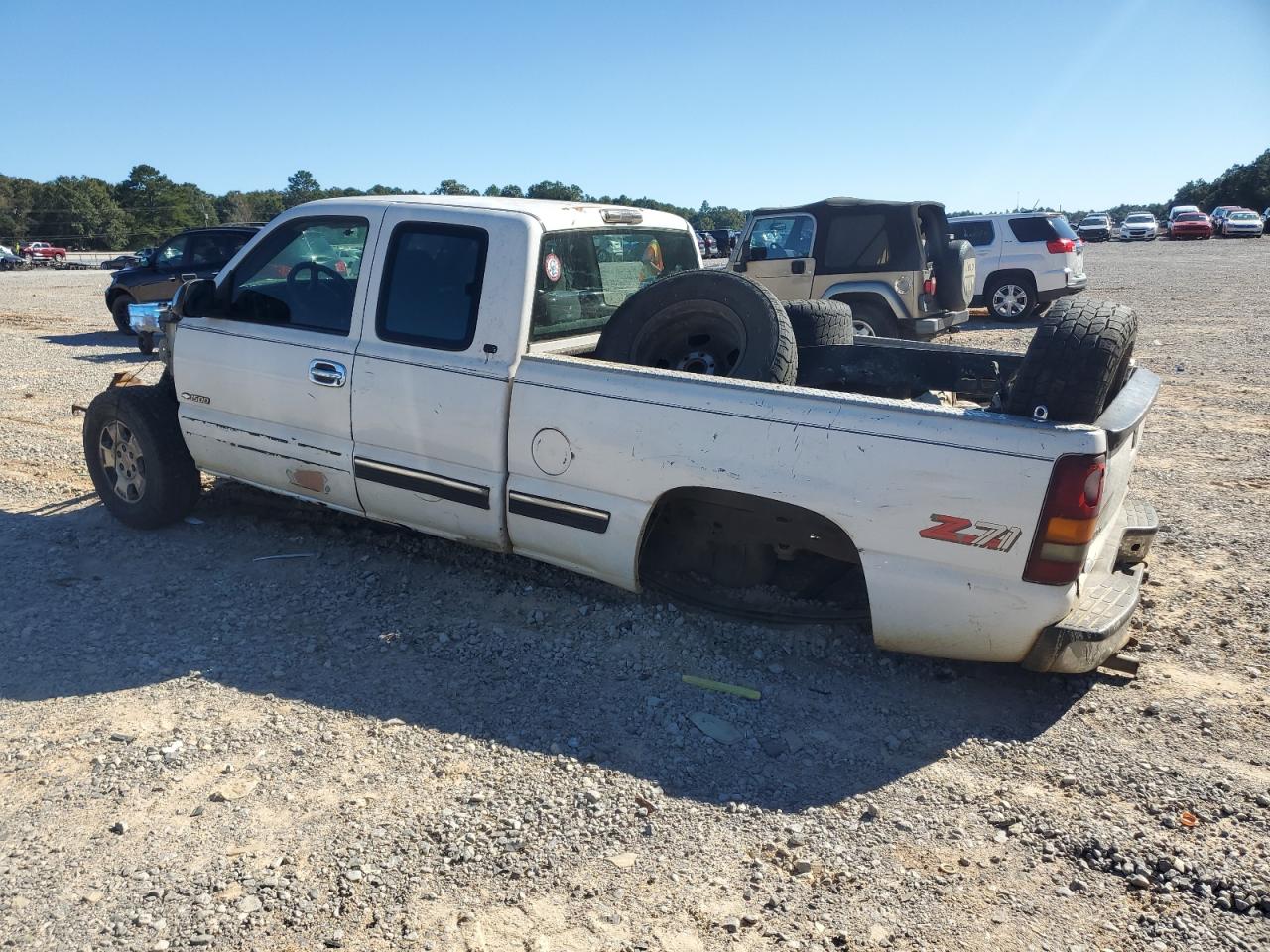 Chevrolet Silverado 1500 K1500 Image 3