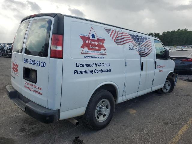 Chevrolet Express Image 3