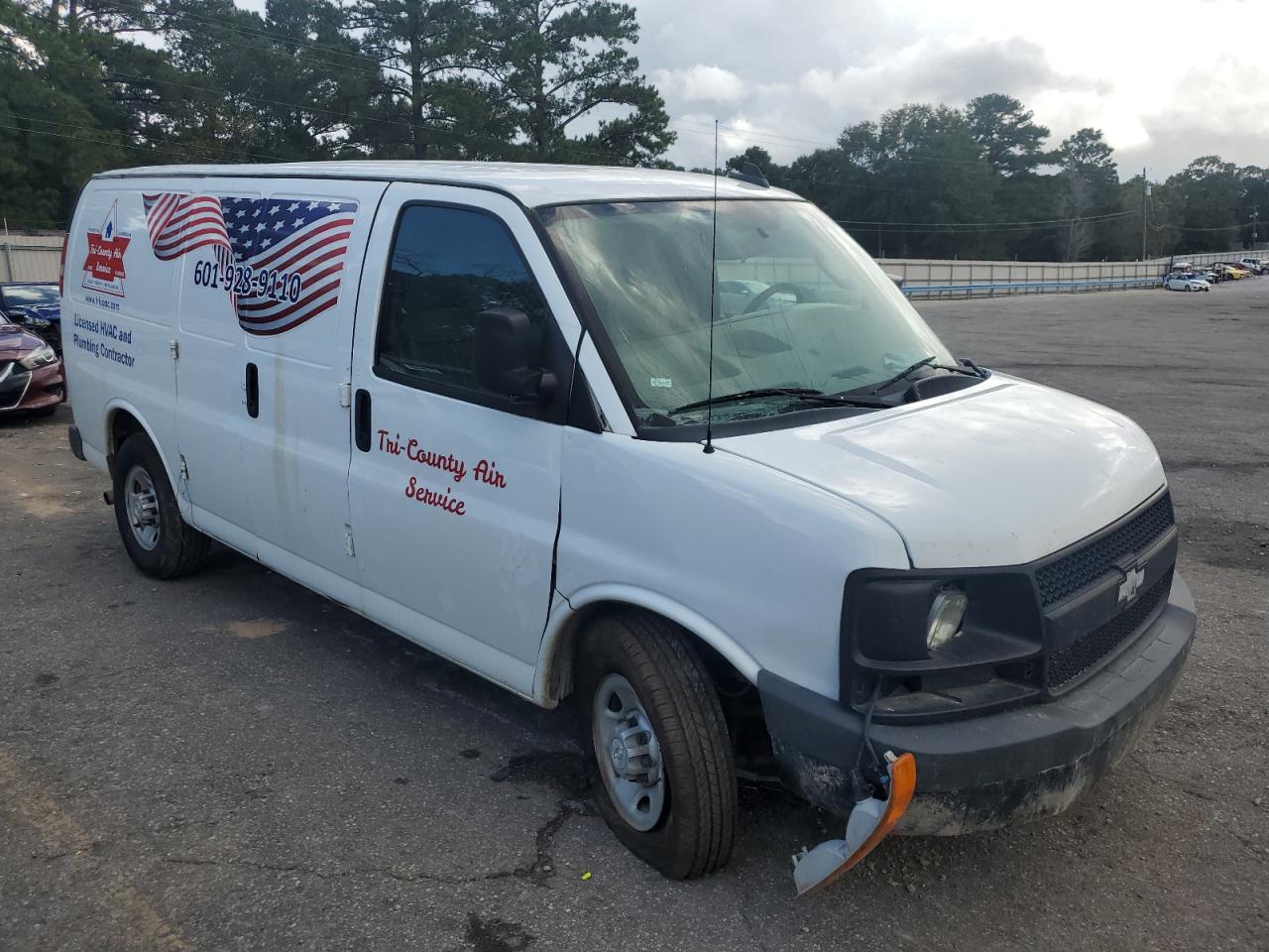 Chevrolet Express Image 11
