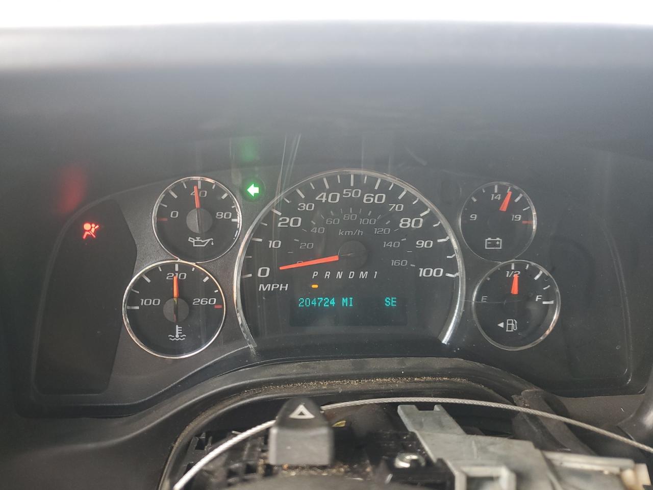 Chevrolet Express Image 8