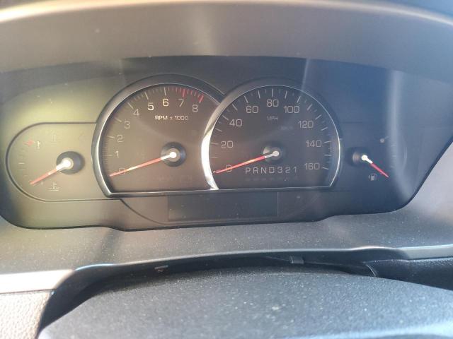 Cadillac DTS Image 6