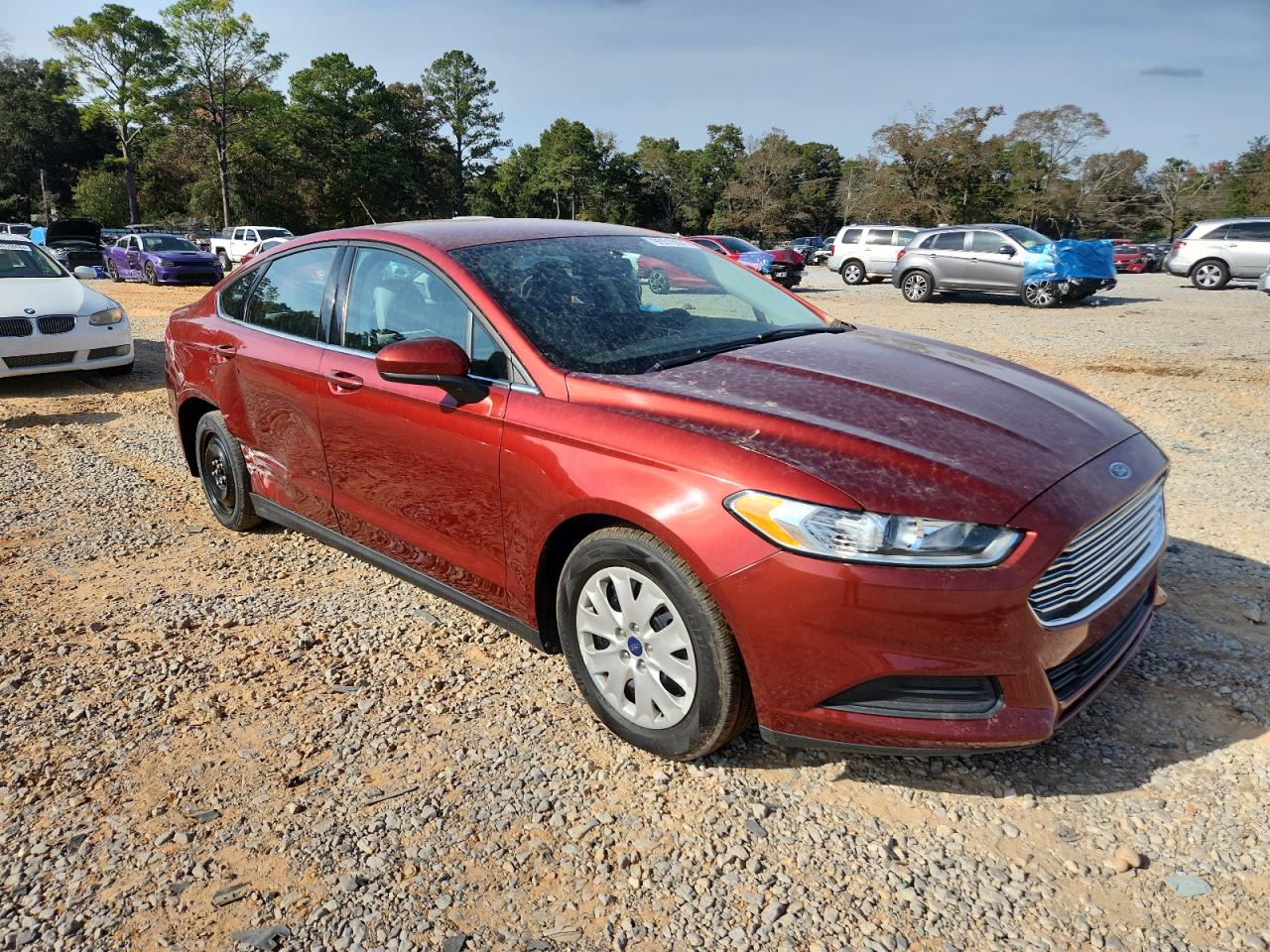 Ford Fusion S Image 11