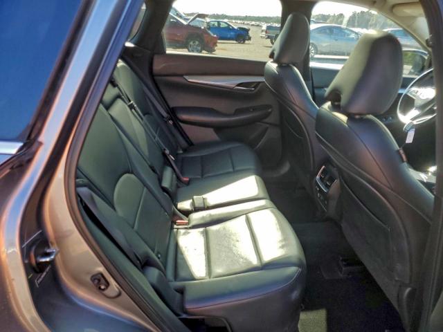 INFINITI Qx Essential Image 12