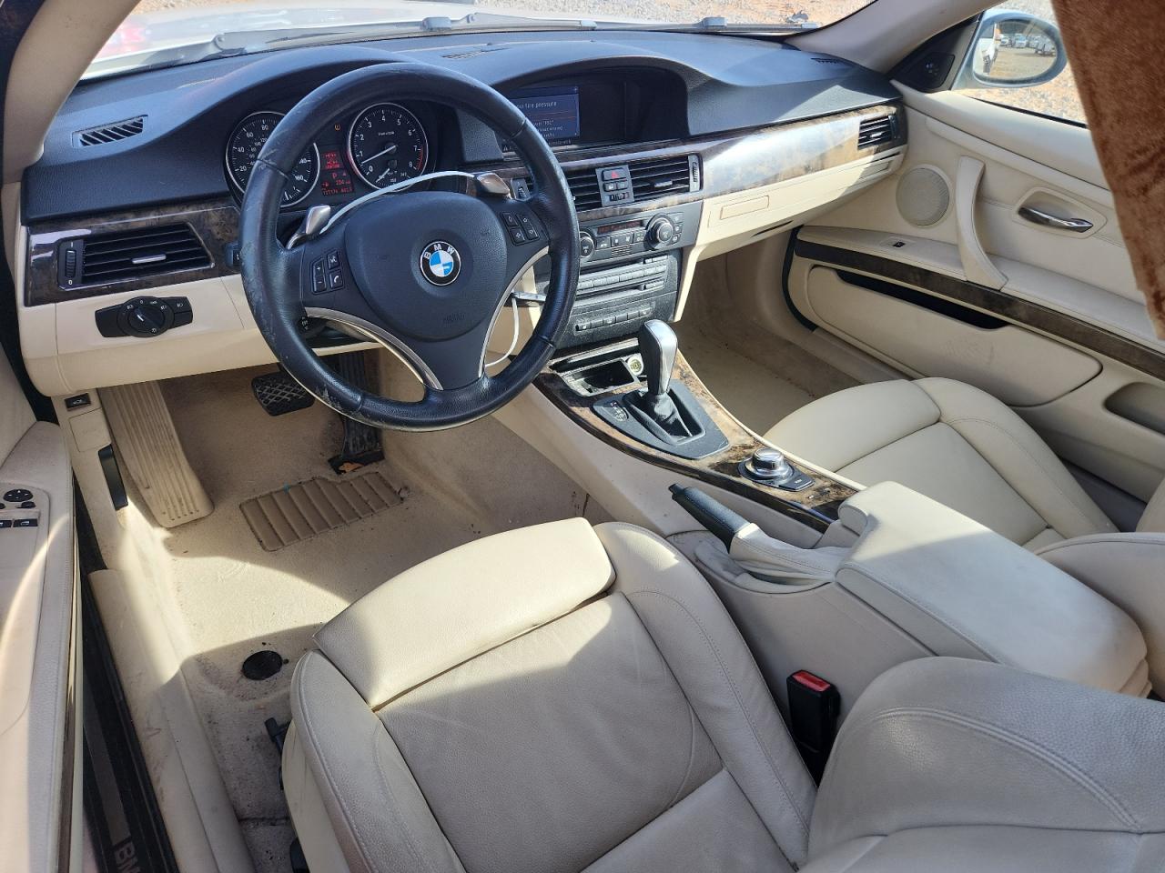 BMW 3 Series I Image 6