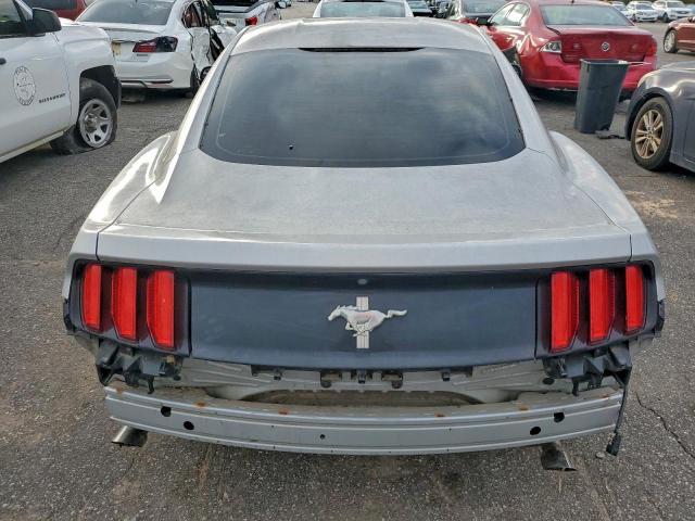 Ford Mustang Image 5