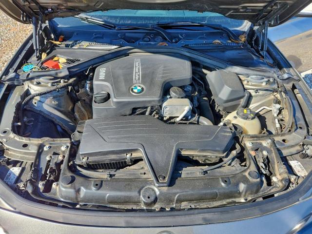 BMW 3 Series Xi Image 12