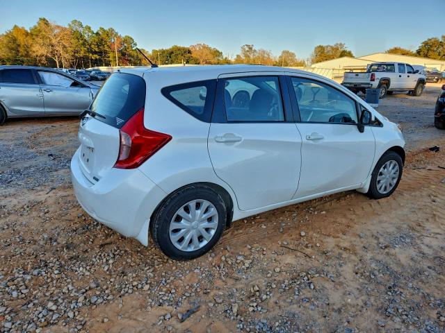 Nissan Versa S Image 2