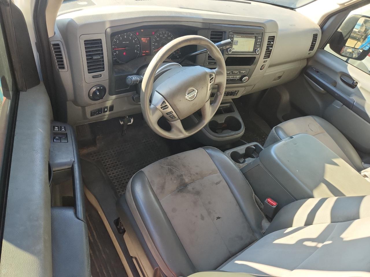 Nissan Nv 2500 S Image 6