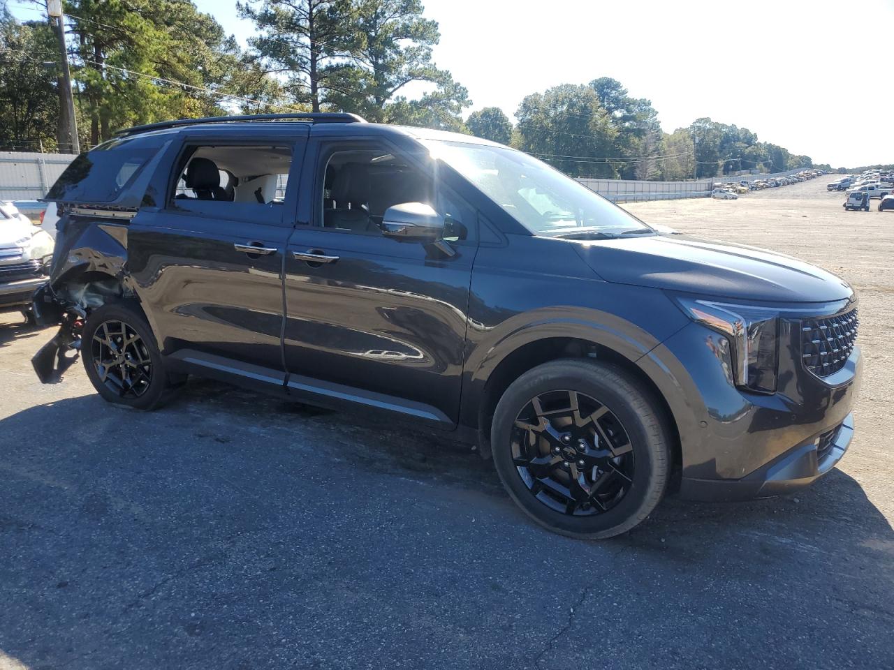 Kia Carnival Sx Image 3