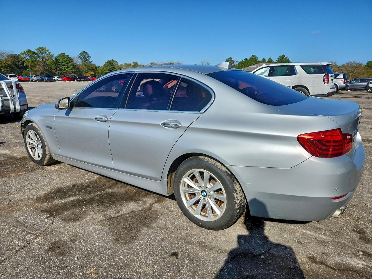 BMW 5 Series Xi Image 12