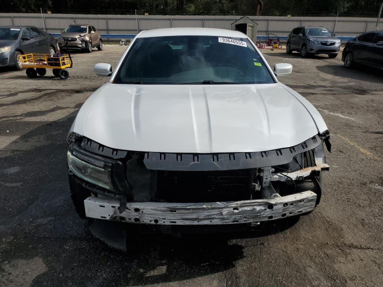 Dodge Charger Se Image 5