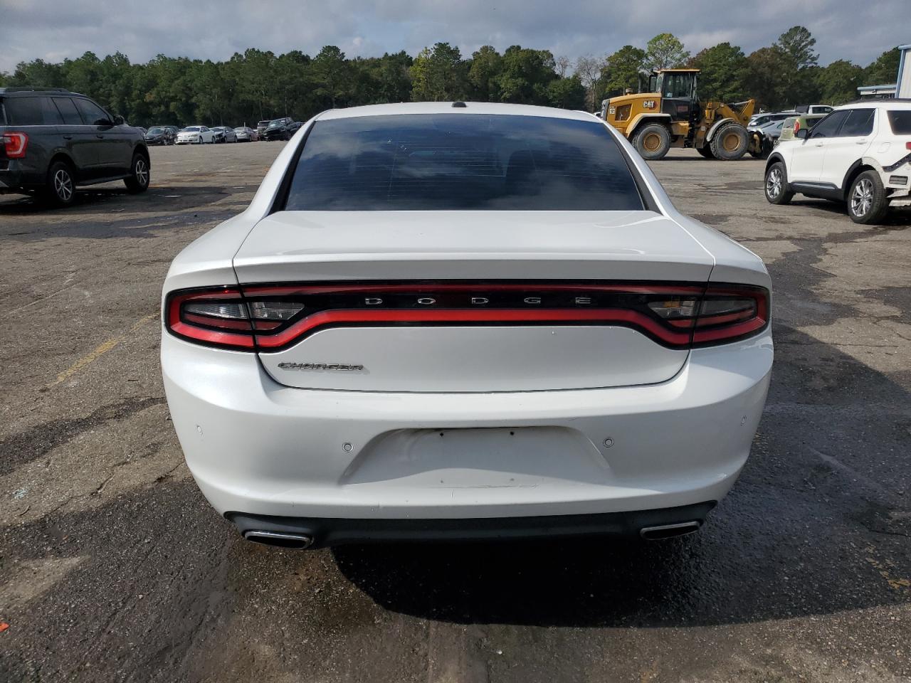 Dodge Charger Se Image 6