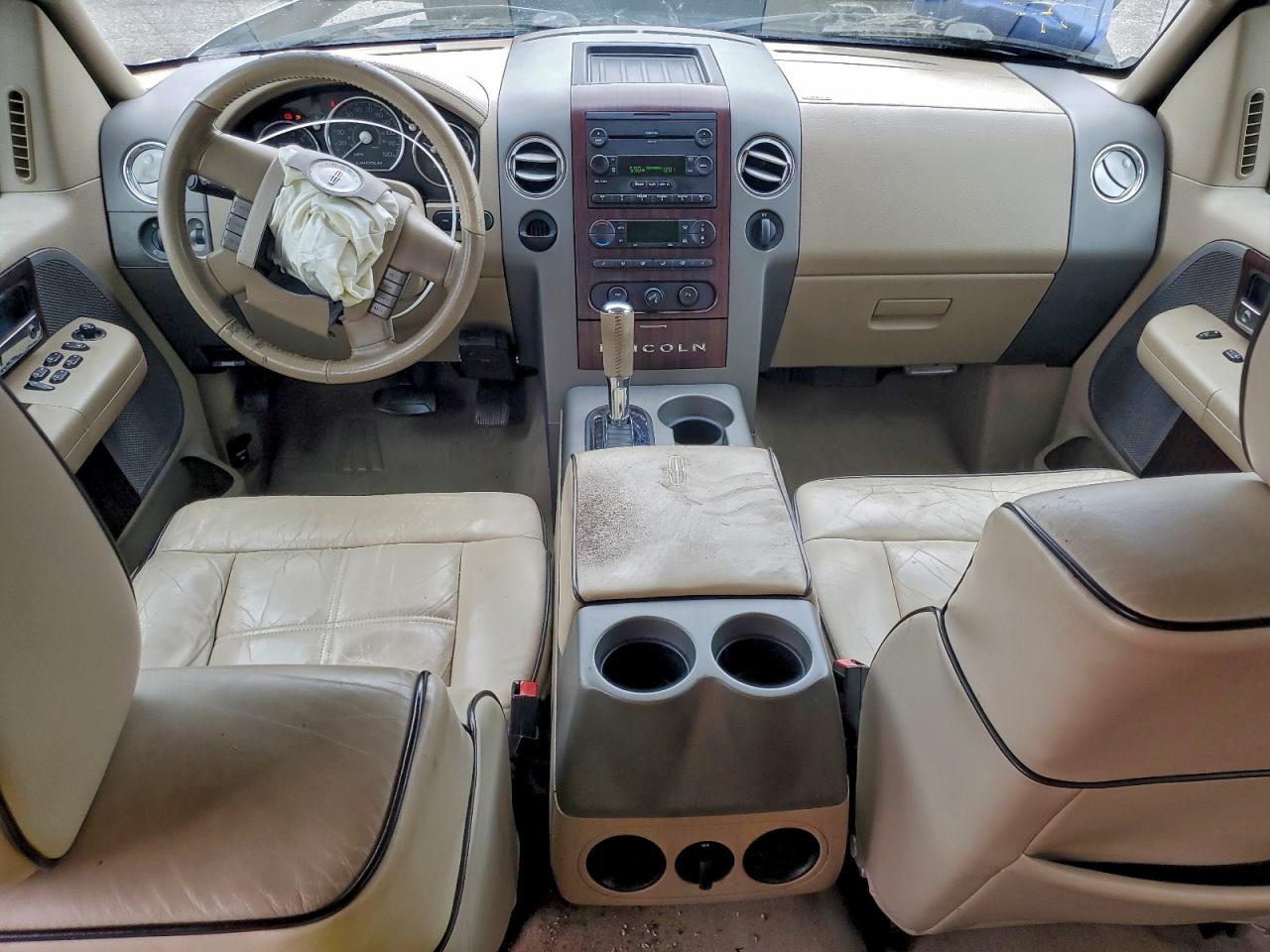 Lincoln Mark LT Image 9