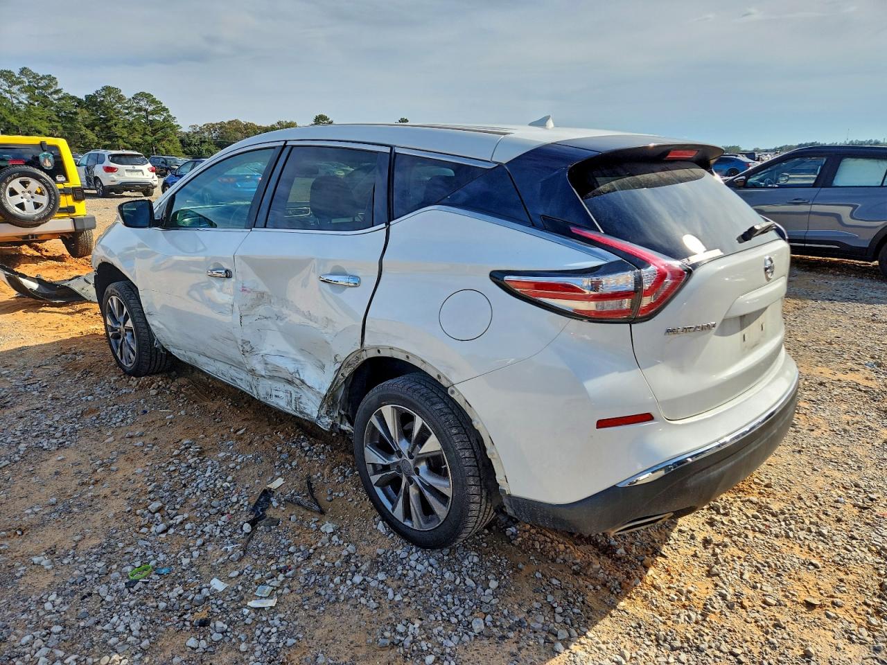 Nissan Murano S Image 6