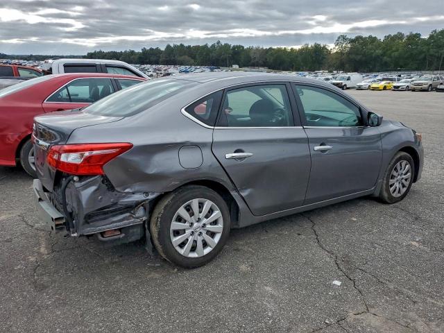 Nissan Sentra S Image 4