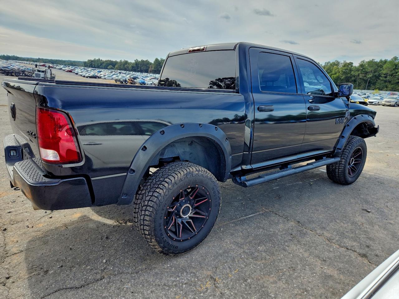 Ram 1500 St Image 13