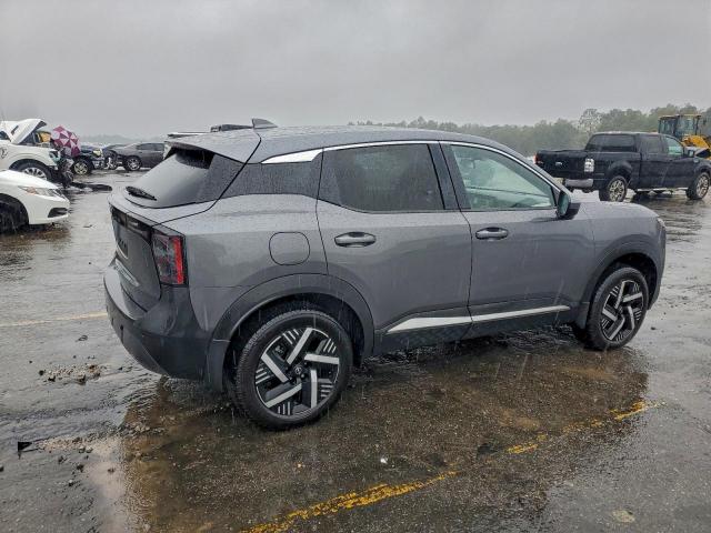 Nissan Kicks Sv Image 10