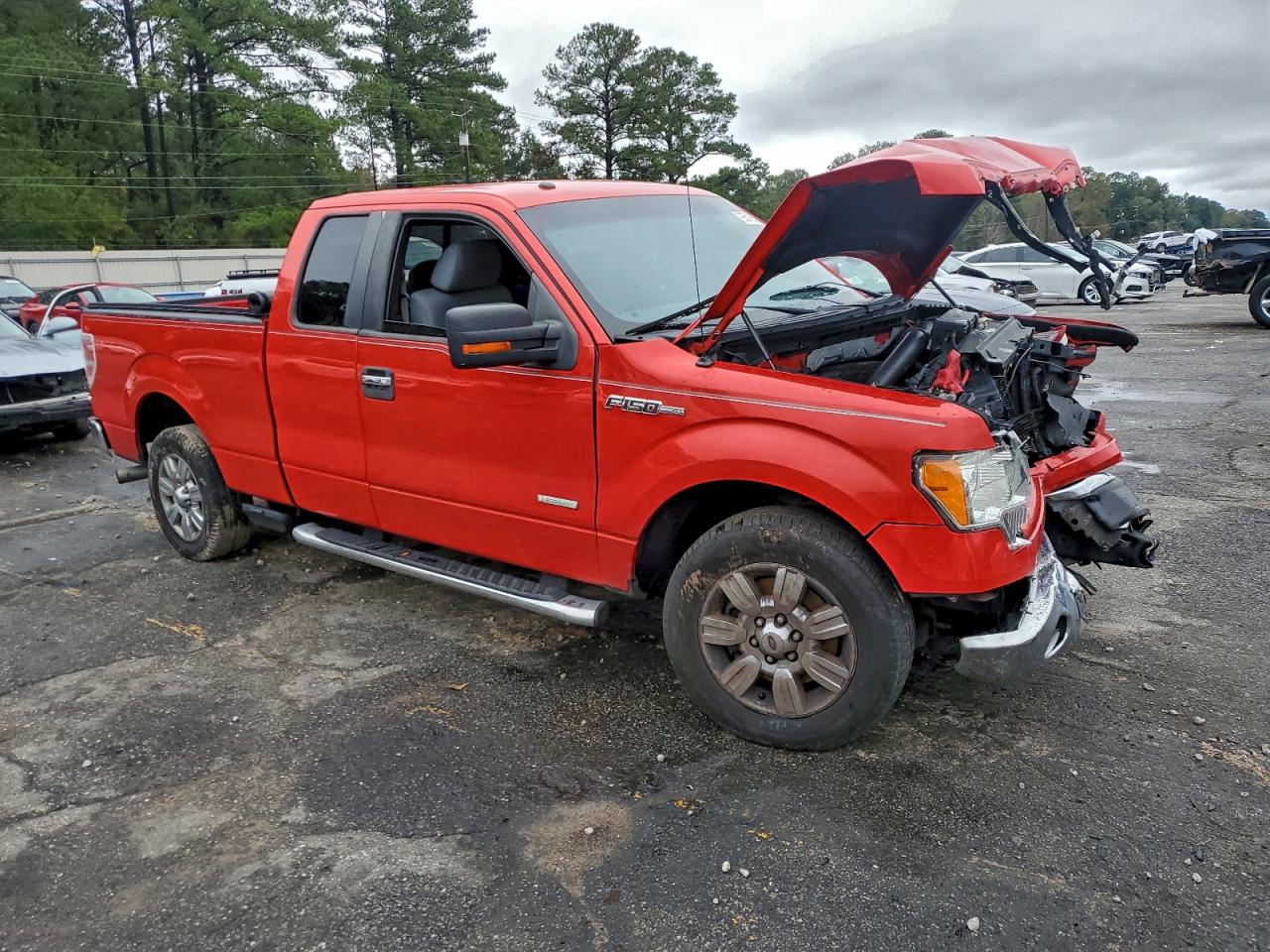 Ford F-150 Super Cab Image 2
