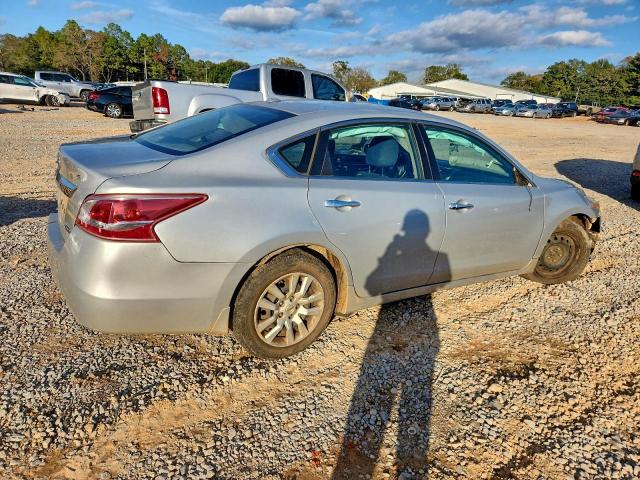 Nissan Altima 2.5 Image 8