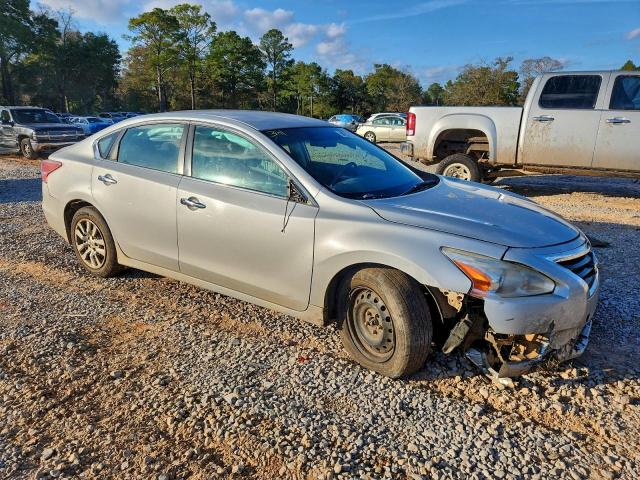 Nissan Altima 2.5 Image 10