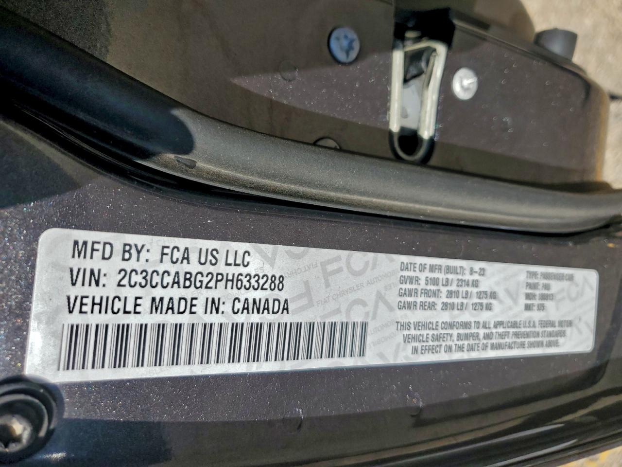 Chrysler 300 S Image 12