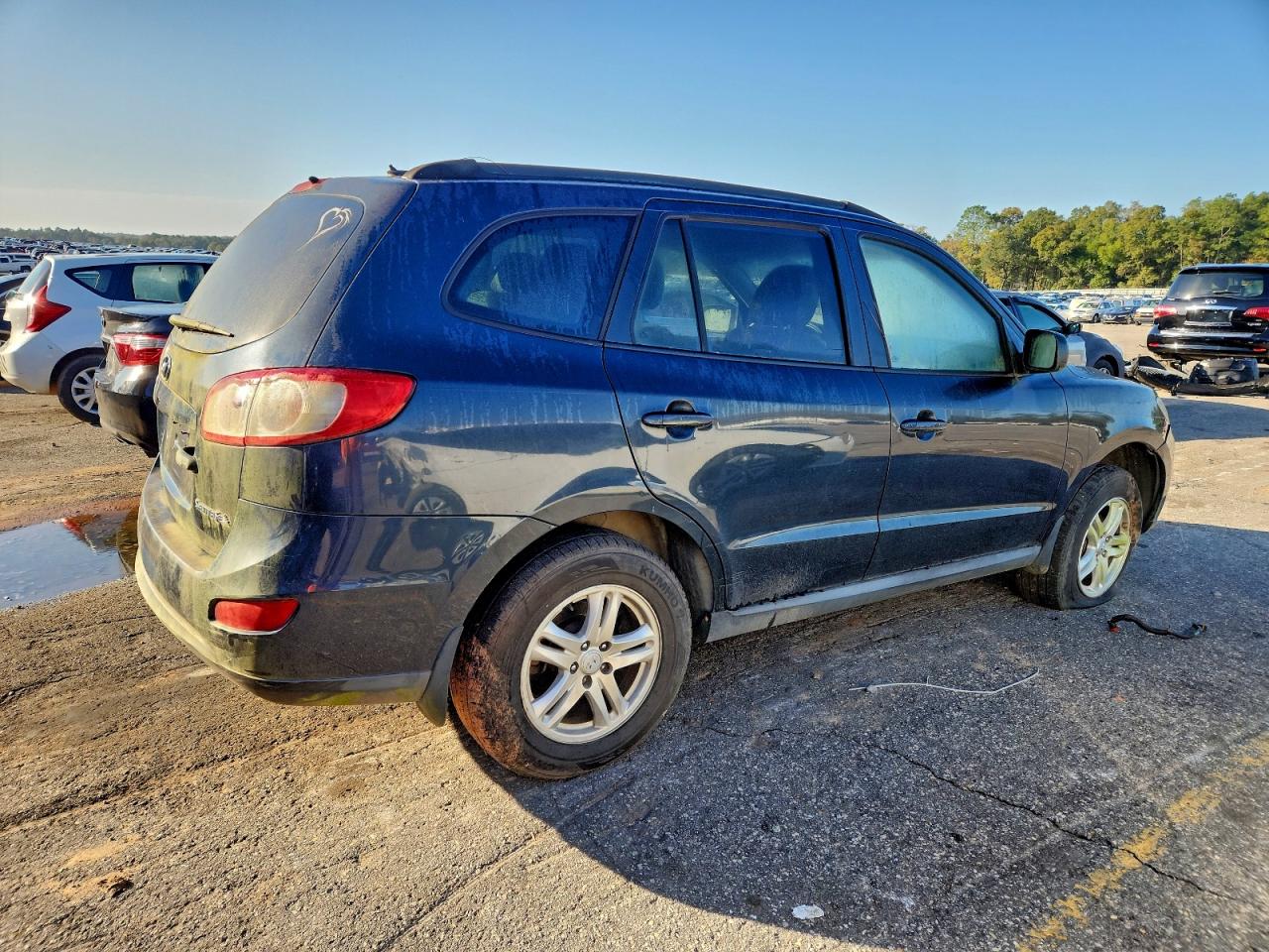 Hyundai SANTA FE Gls Image 9