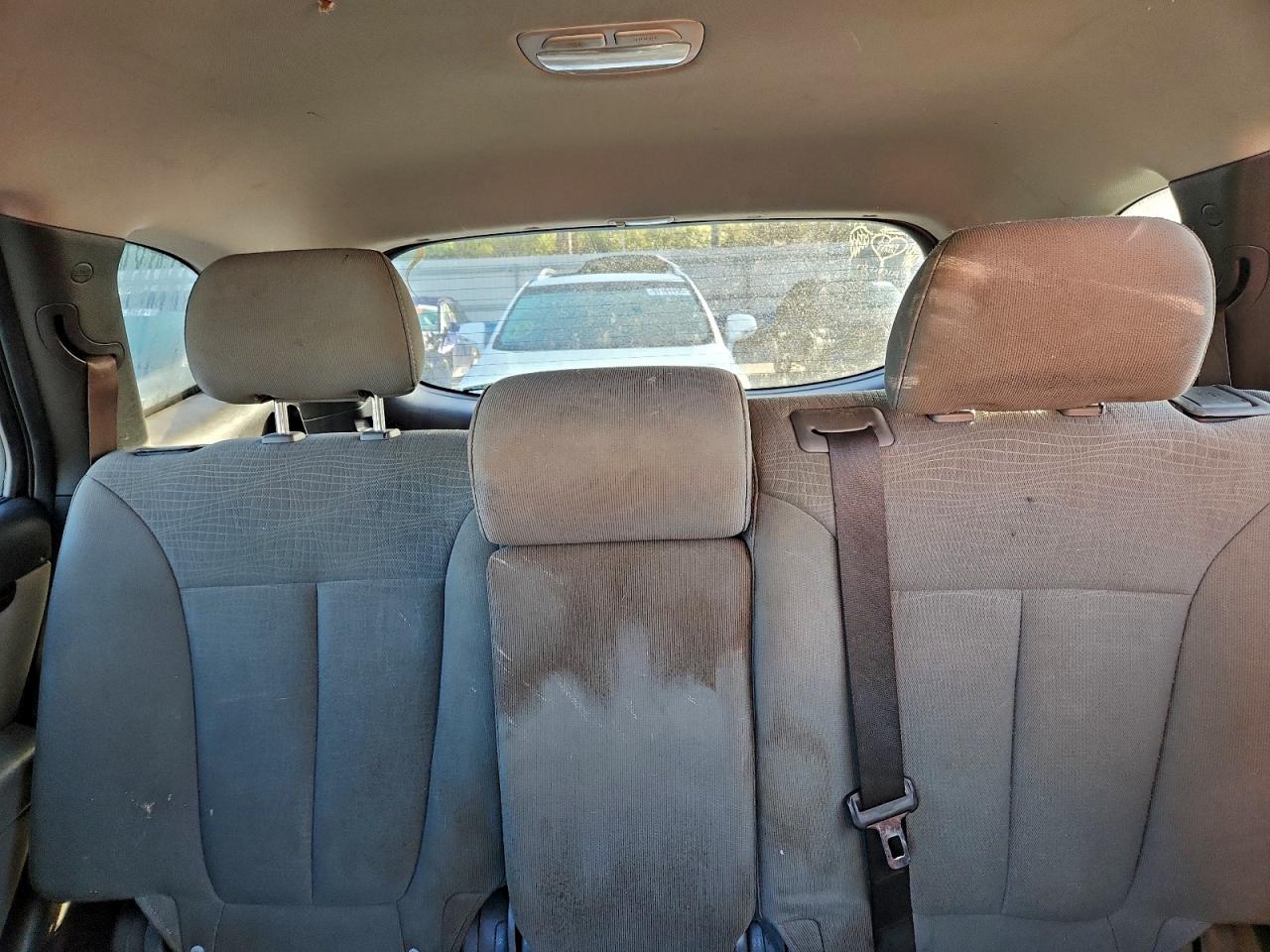 Hyundai SANTA FE Gls Image 11