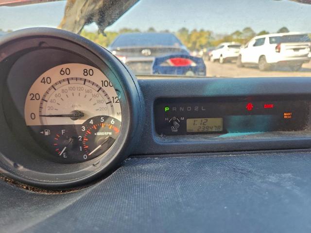 Toyota Scion Xb Image 8