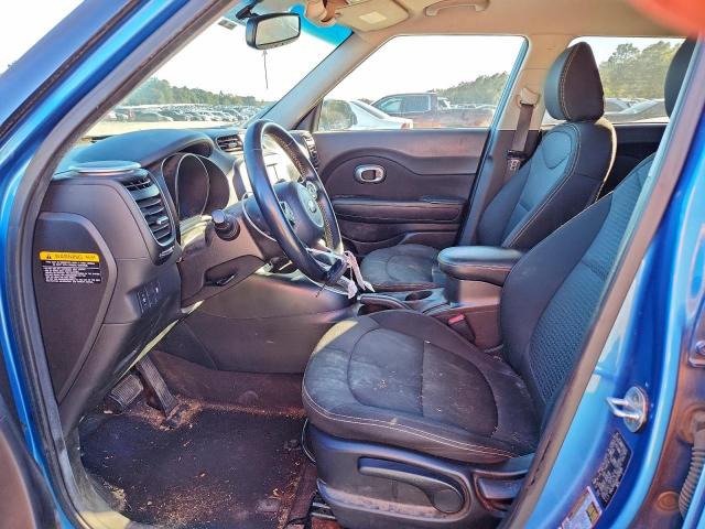 Kia Soul + Image 12