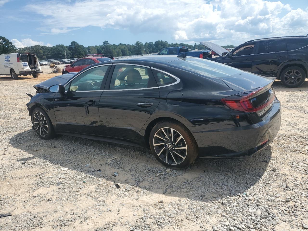 Hyundai SONATA Limited Image 2