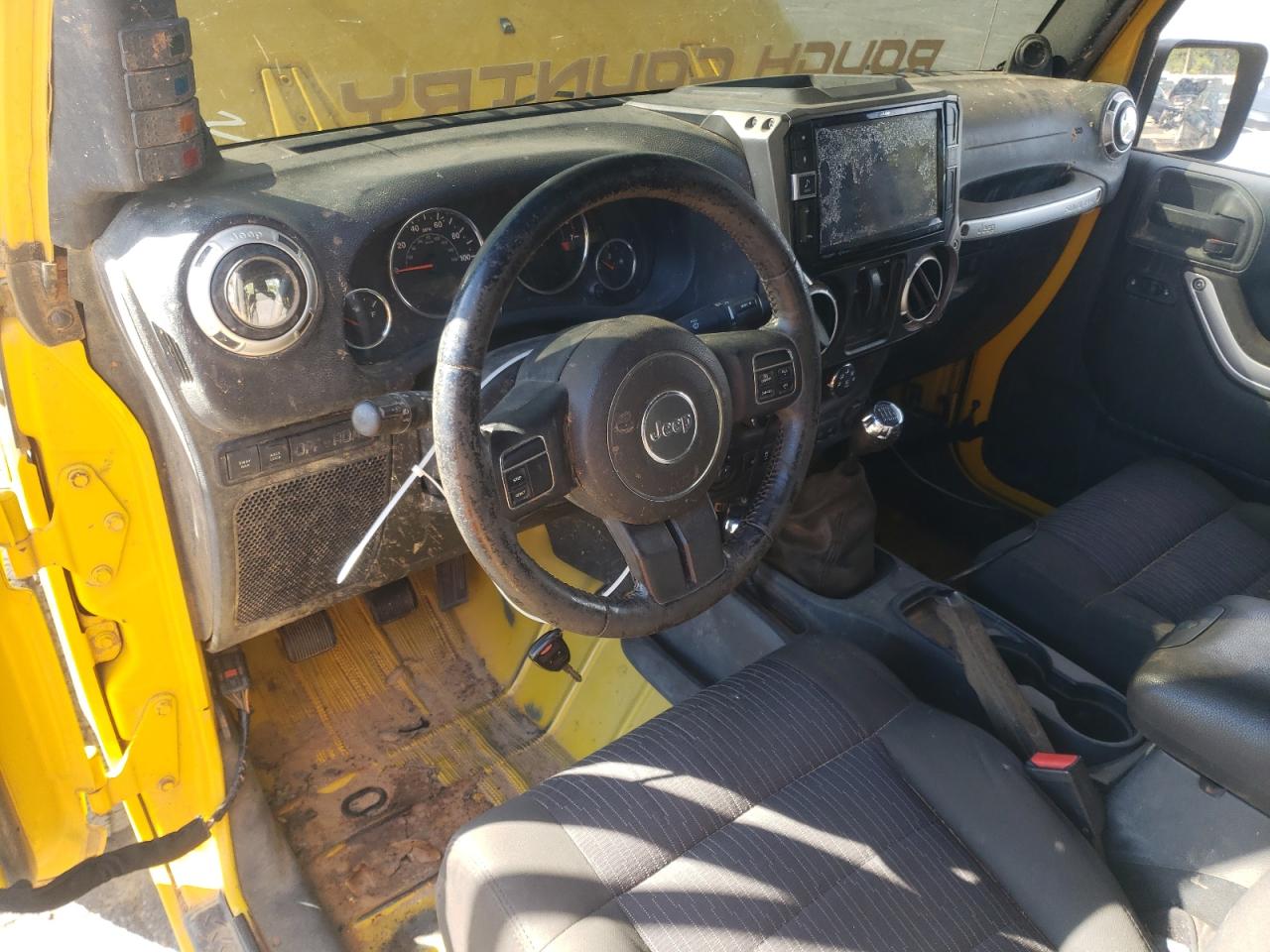 Jeep Wrangler Rubicon Image 12