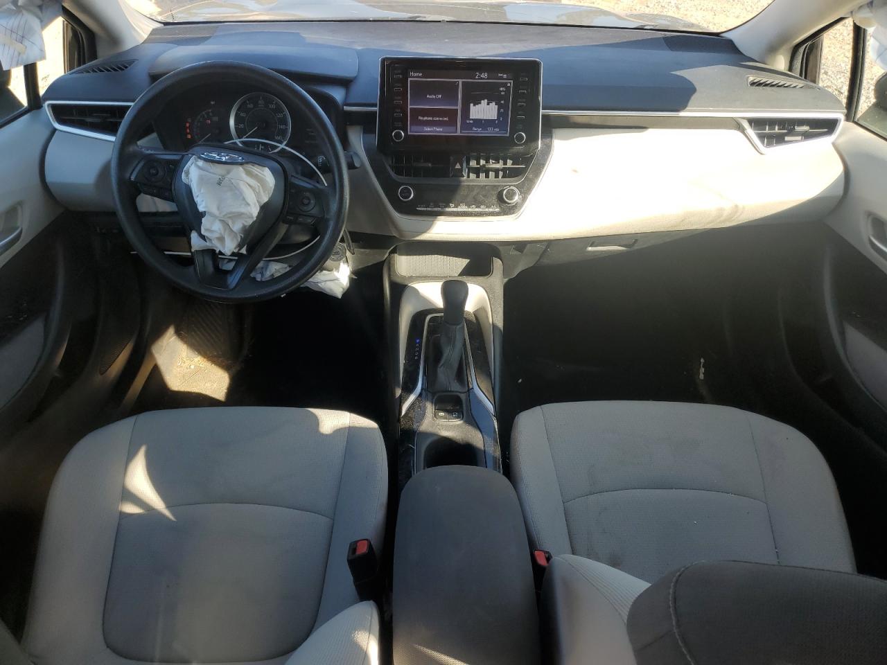 Toyota Corolla Le Image 10