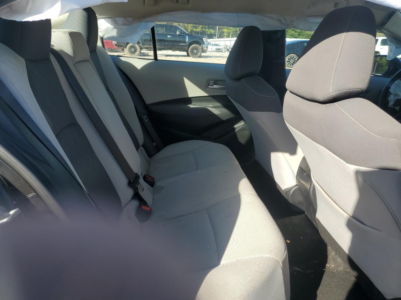 Toyota Corolla Le Image 2