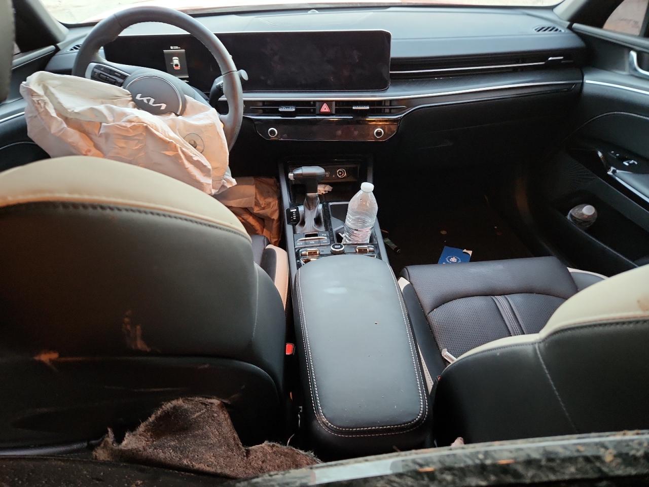 Kia K5 Gt Line Image 10