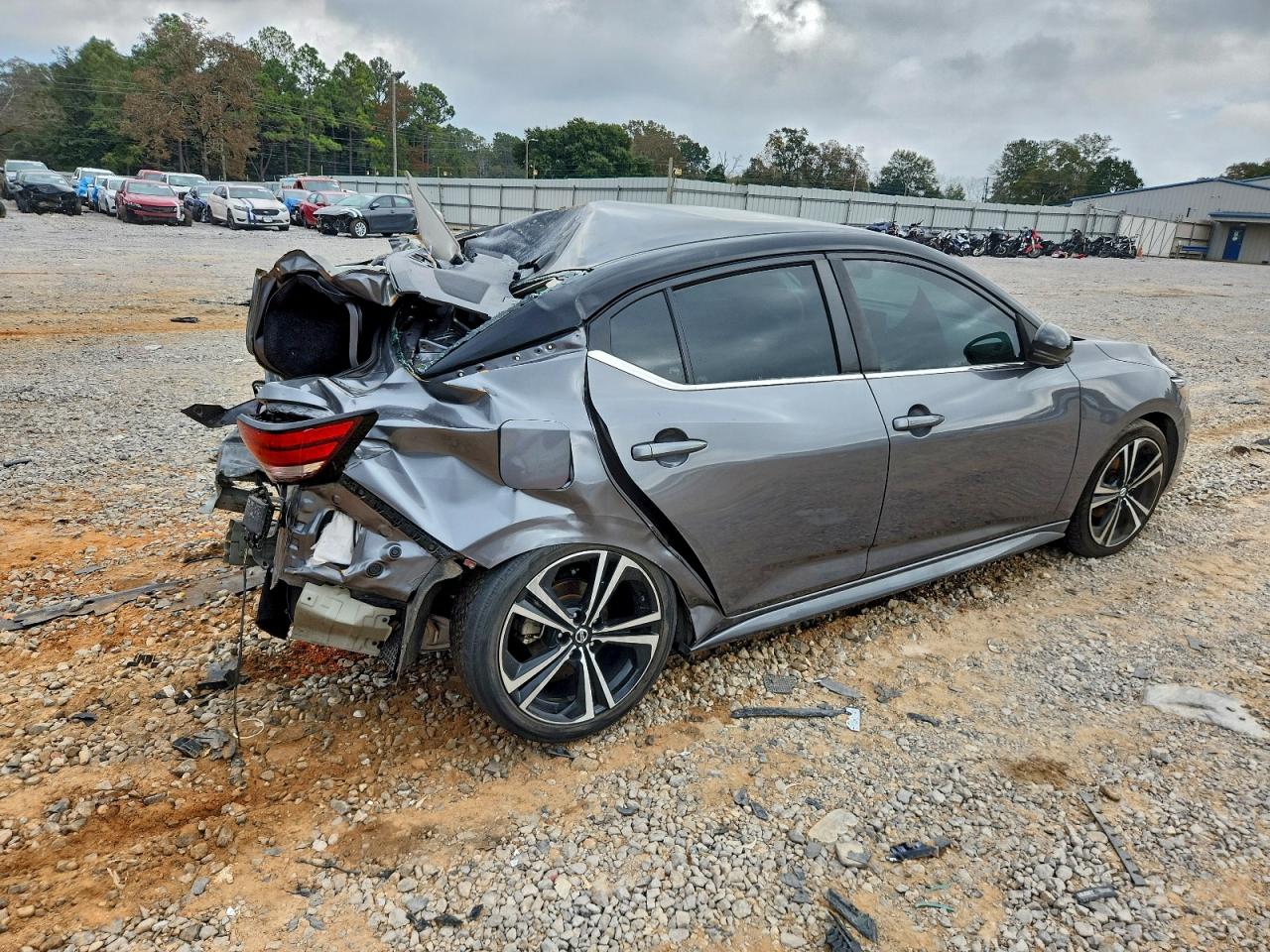 Nissan Sentra Sr Image 2