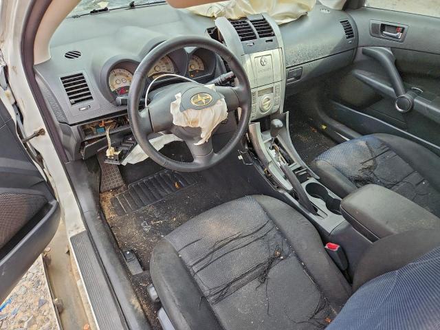 Toyota Scion Image 3