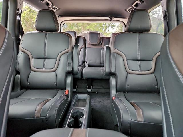 Nissan Armada Sl Image 5