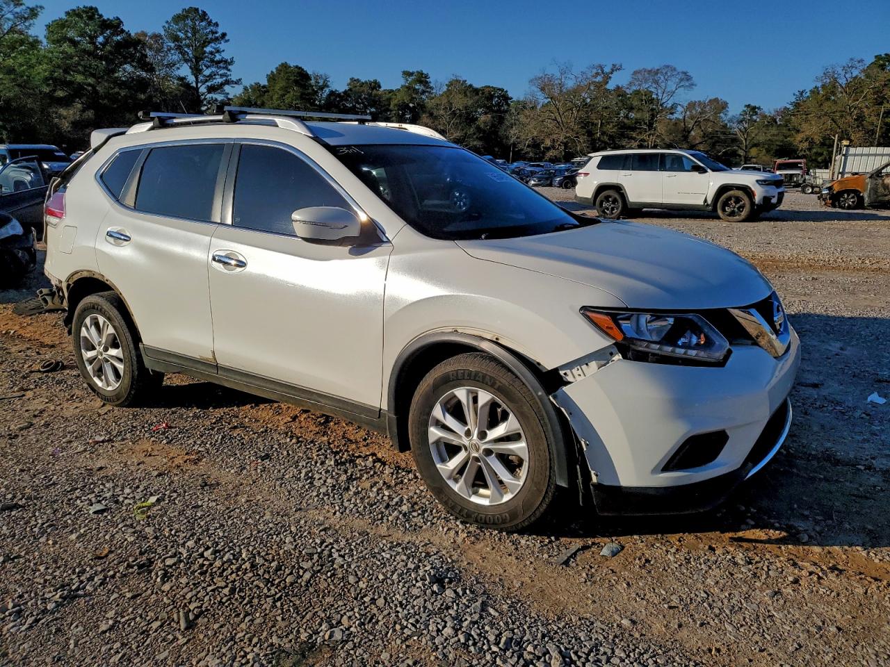 Nissan Rogue S Image 10