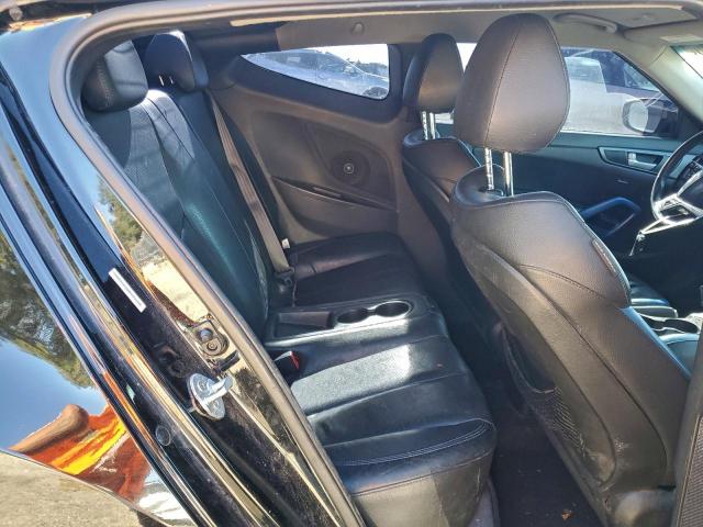 Hyundai VELOSTER Turbo Image 4