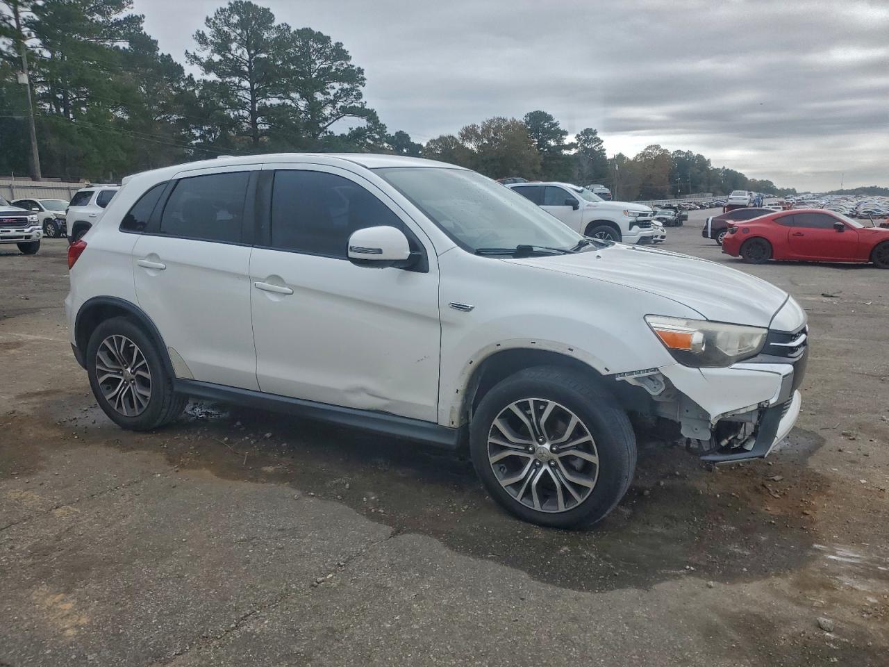 Mitsubishi Outlander Se Image 4