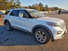 Ford Explorer Platinum Image 9
