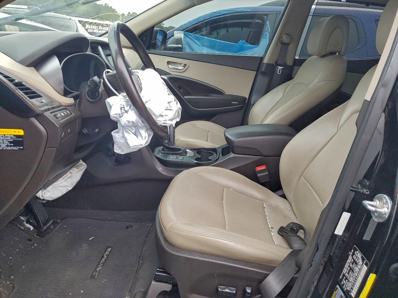 Hyundai SANTA FE Image 12