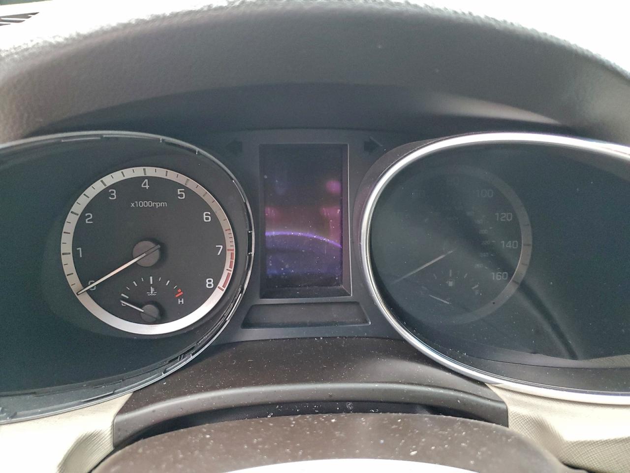 Hyundai SANTA FE Image 8