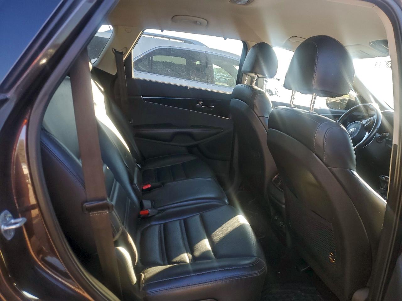 Kia Sorento Ex Image 9