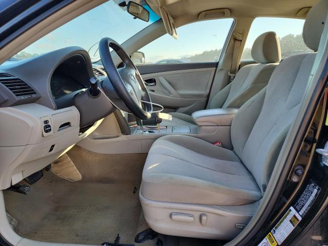 Toyota Camry Base Image 6