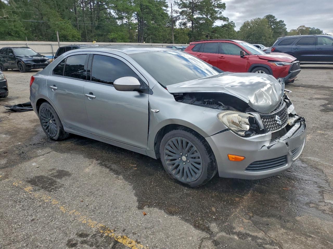Suzuki Kizashi Se Image 3