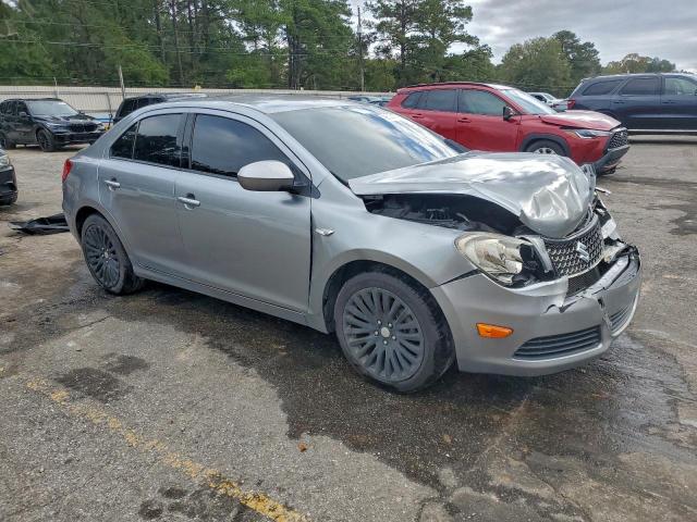 Suzuki Kizashi Se Image 3