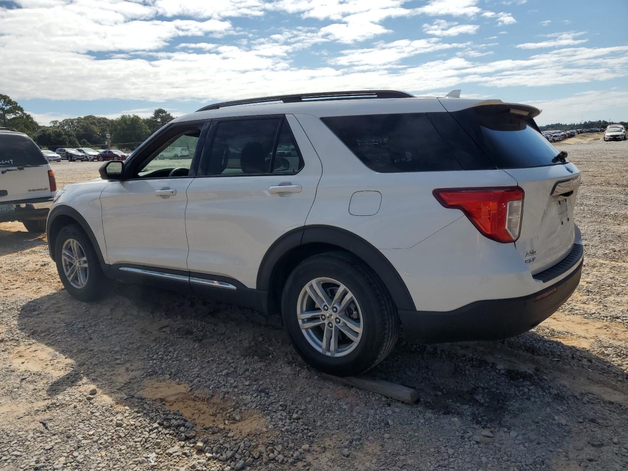Ford Explorer Xlt Image 4