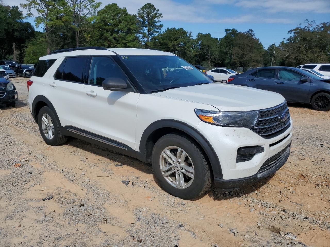 Ford Explorer Xlt Image 7