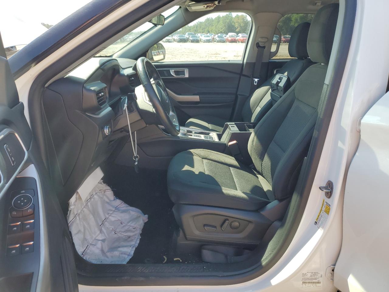 Ford Explorer Xlt Image 11